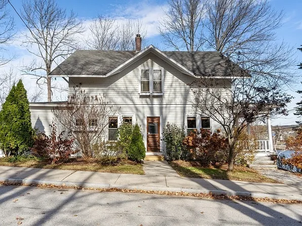 5 High St, Winchendon, MA 01475