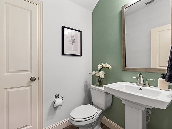 2nd image of 2529 Barnwood Ln