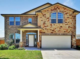 324 Foster Ln, Jarrell, TX 76537