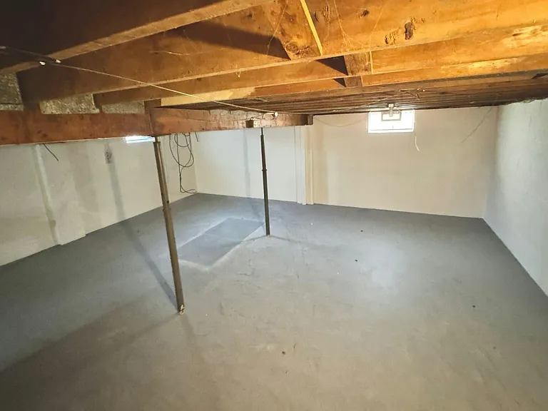6022 Clover Ln — Photo 16