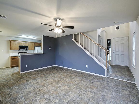 3rd image of 15208 Drusillas Dr