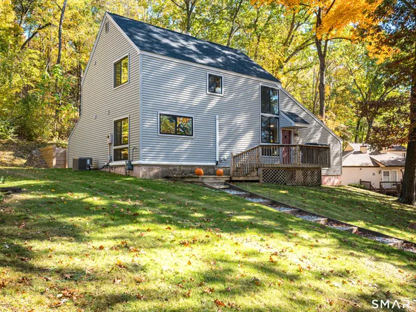 35 Chatham Lane, Bristol, CT 06010