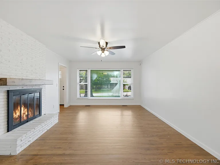 5243 S Toledo Ave — Photo 6