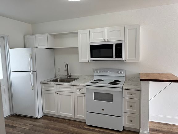 4th image of 17 SW 2nd Ave APT 412