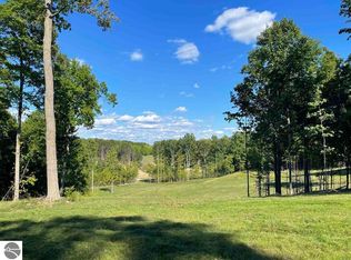 5904 Elkhorn Rd, Kingsley, MI 49649