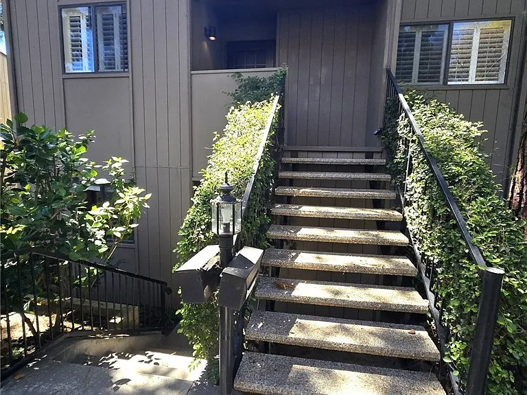 31603 E 9th Dr #60-G — Photo 26