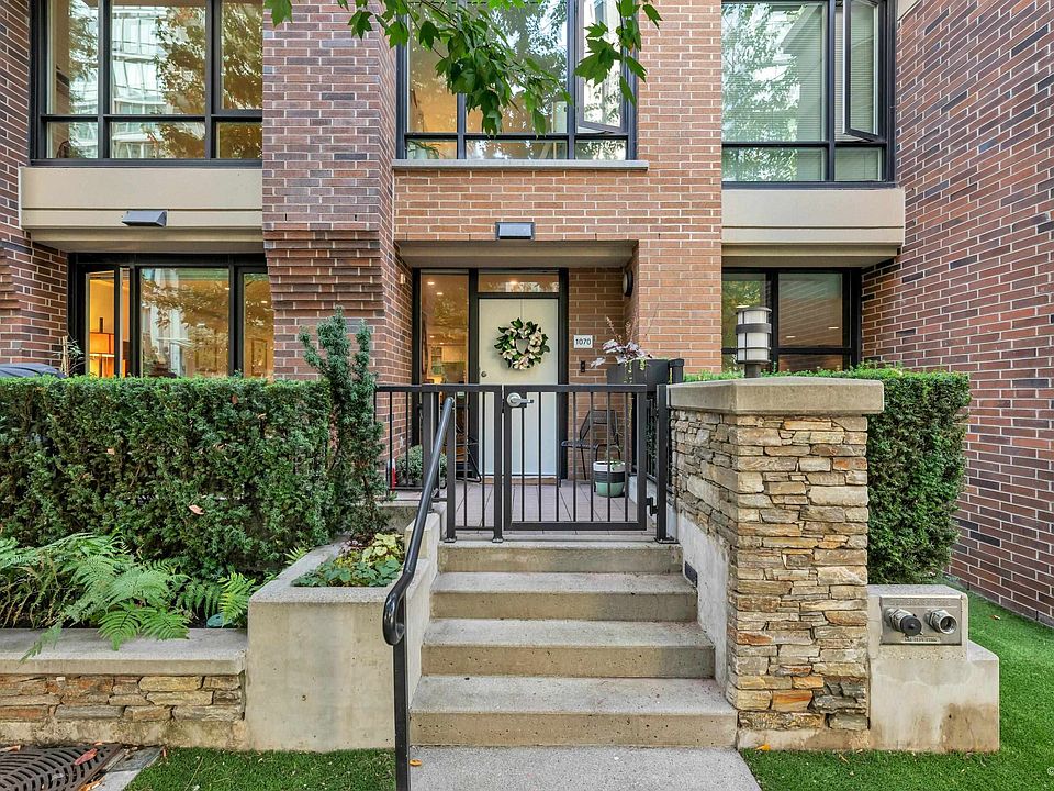 1088 Richards St Vancouver, BC, V6B0J8 Apartments for Rent Zillow 1088 Richards St Vancouver, BC, V6B0J8 Apartments for Rent Zillow