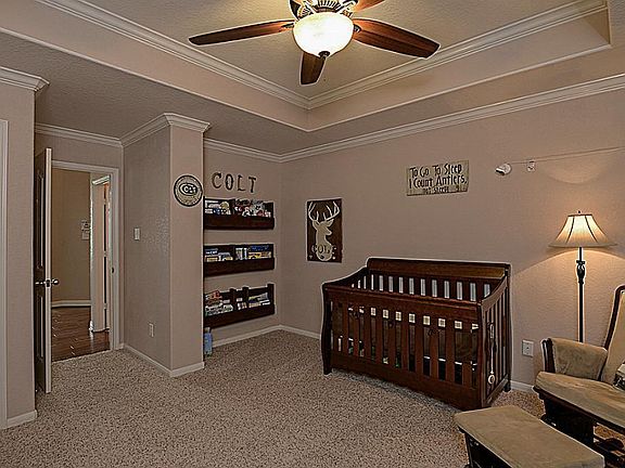 5th image of 18927 Dahlia Glen Ln