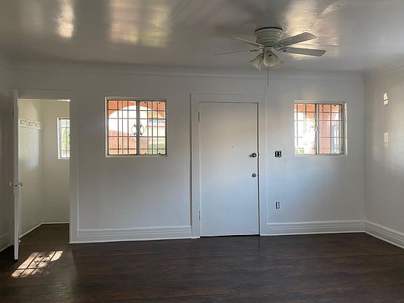 2nd image of 618 N Harvard Blvd