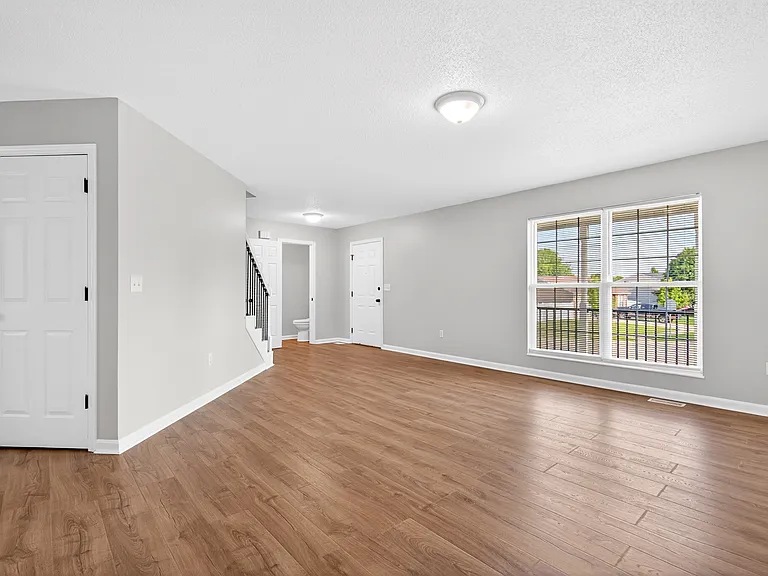 1220 Eastern St — Photo 42