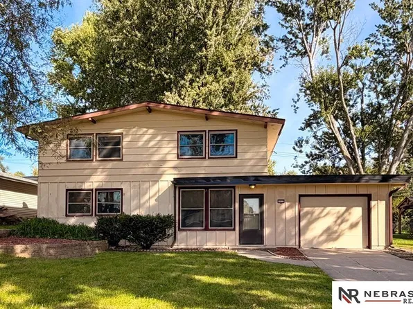 4817 N 83rd St, Omaha, NE 68134