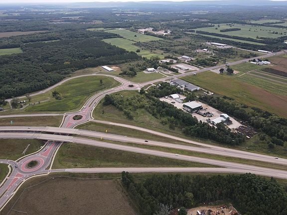 4th image of Giebel Ct