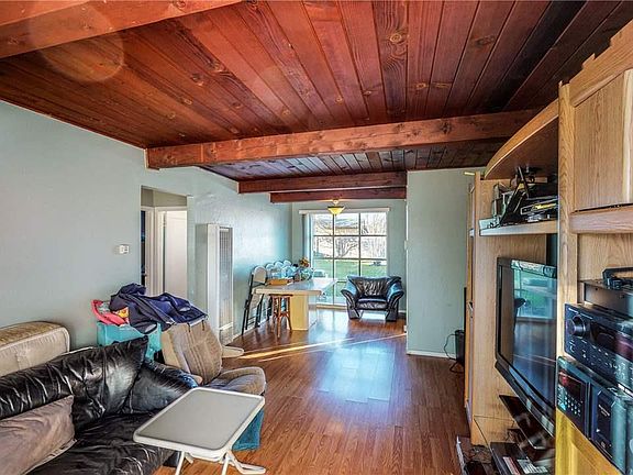 4th image of 605 Payne Dr