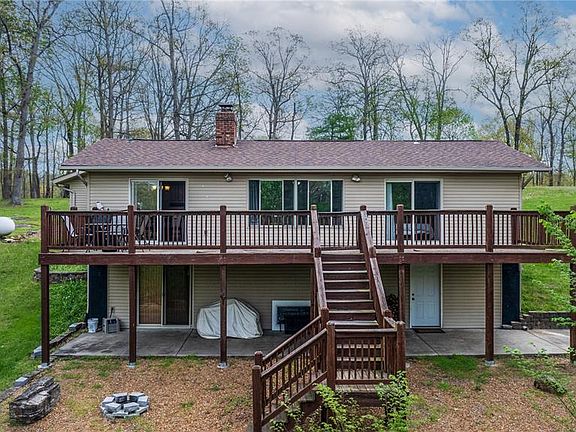 5th image of 138 Brookline Dr