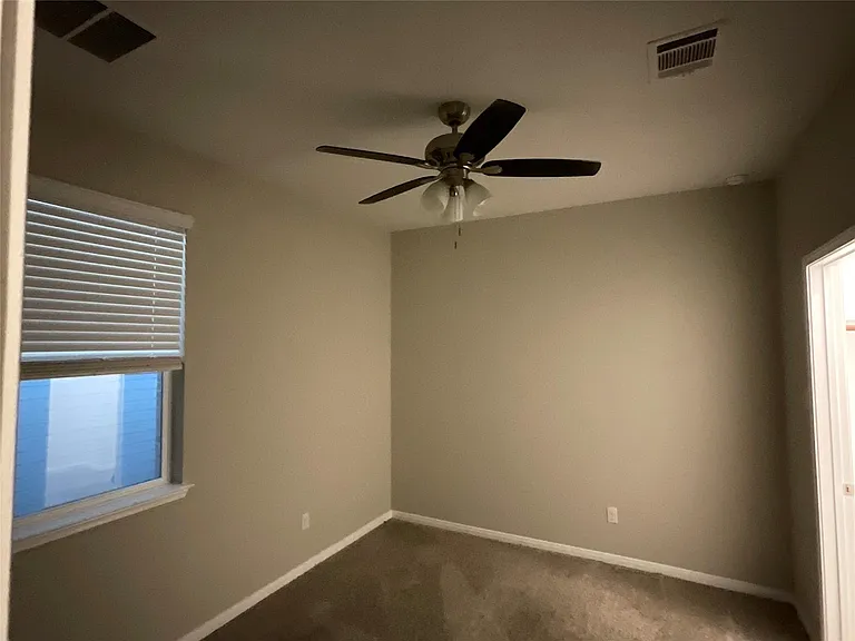 142 Jubilee Dr — Photo 14