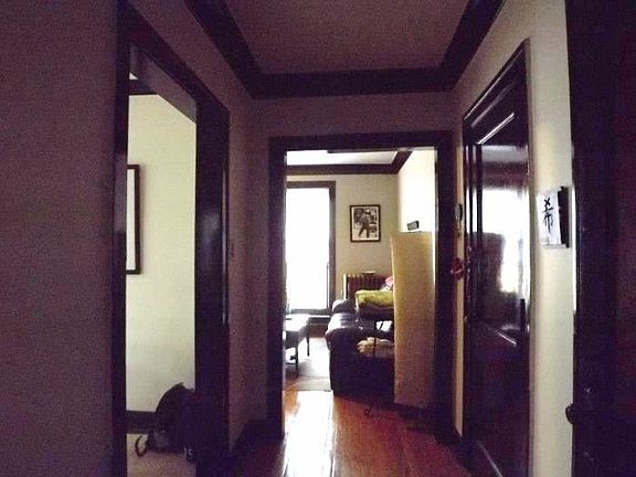 4th image of 4037 W School St APT 1B