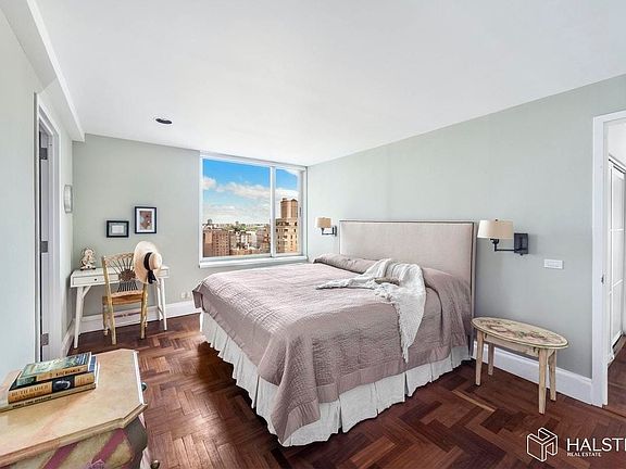 4th image of 2373 Broadway APT 2006