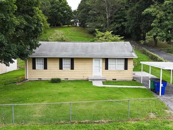 480 Chrisman St, Christiansburg, VA 24073