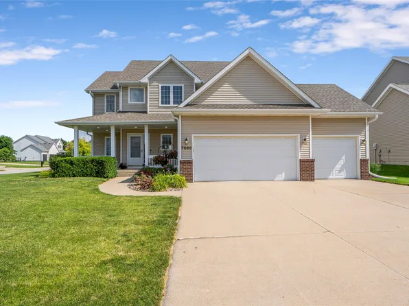 7885 Boulder Ct, West Des Moines, IA 50266