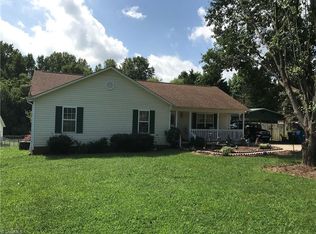 109 Roelee St, Trinity, NC 27370