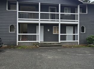 611 W Casino Rd UNIT 3B-1, Everett, WA 98204