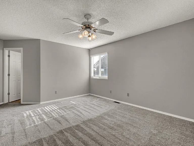 8720 Massey Cir — Photo 22
