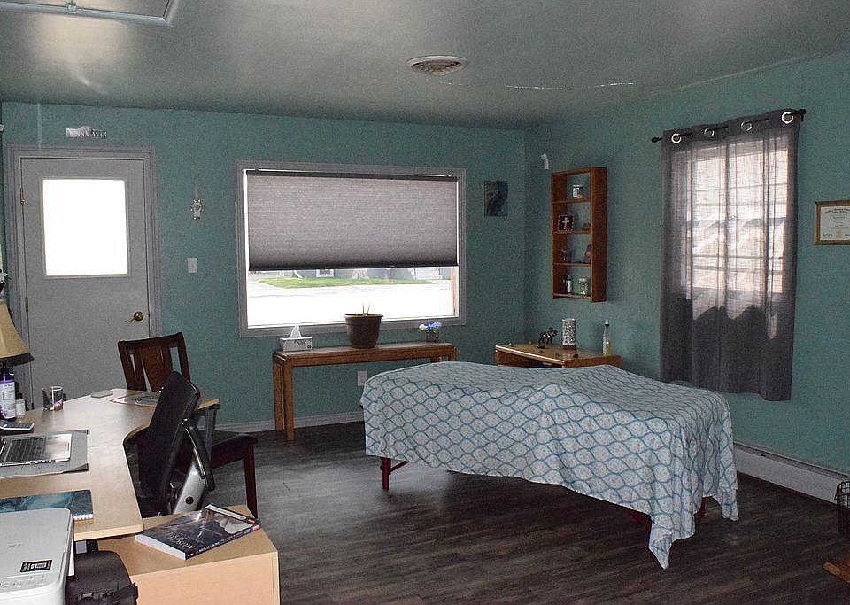 1st image of 542 N 4th St