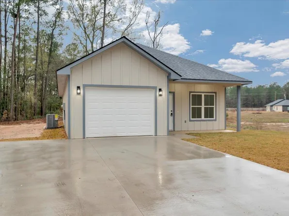 203 Mott Rd, Lufkin, TX 75904