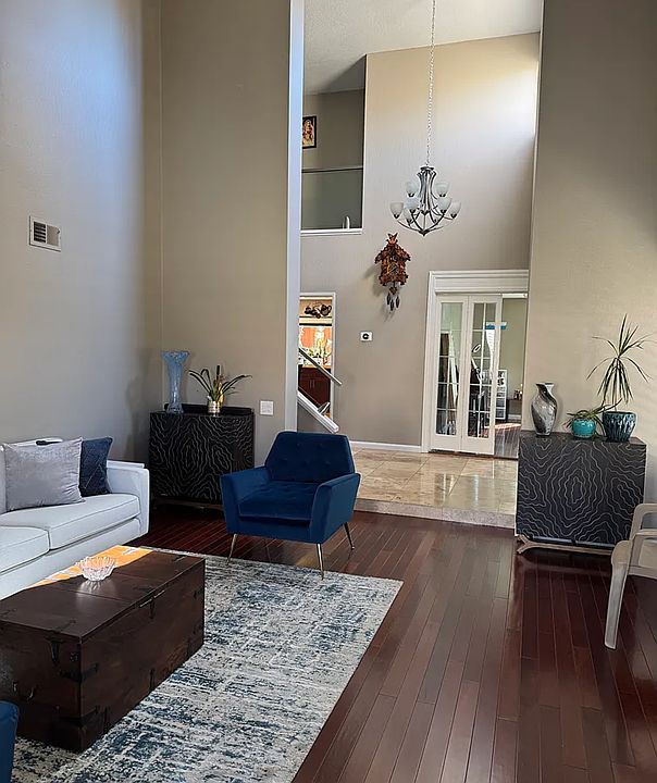 1st image of 2 Lido Cir