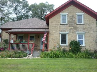 N7087 Hillside Dr, Watertown, WI 53094