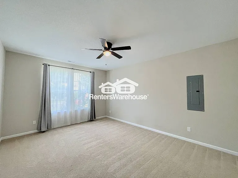 135 Cushing St — Photo 12