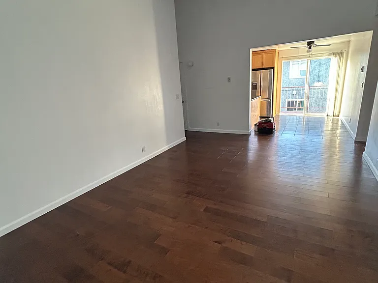 6108 Hazelhurst Pl — Photo 4