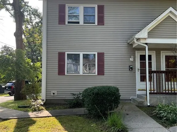 171 New River Rd, Lincoln, RI 02838