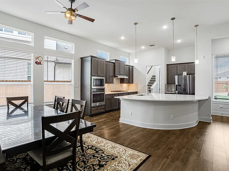 6721 Empresa Dr — Photo 9