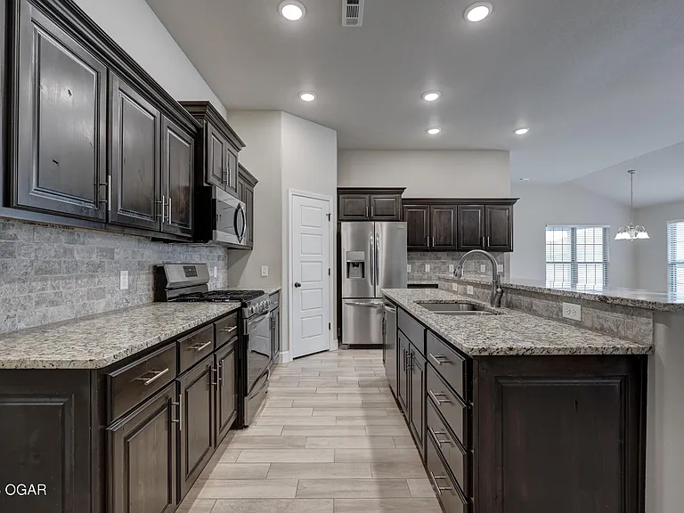 2030 Mardale Cir — Photo 14