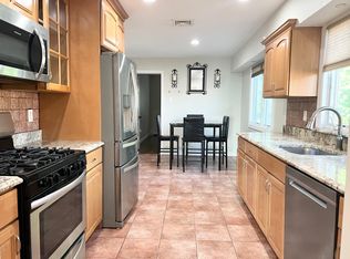 391 McKinley St UNIT 2, Fairview, NJ 07022