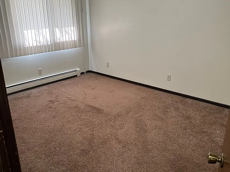 375 Clark St #5 — Photo 3