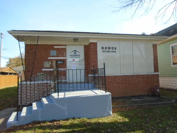 9609 S Genoa Ave, Chicago, IL 60643