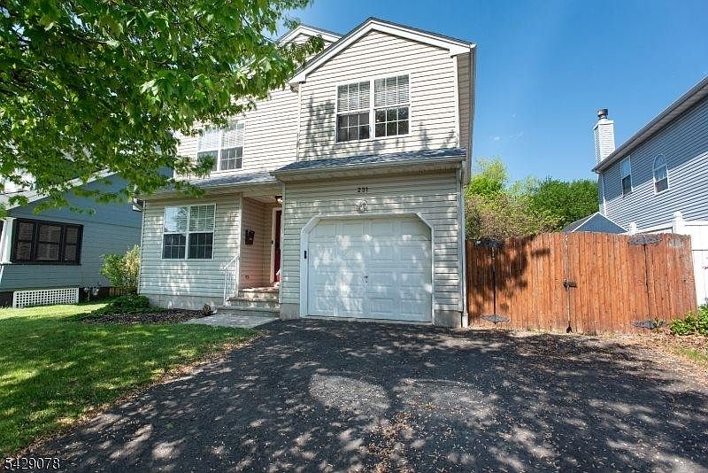1st image of 231 Grove St