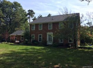3 Chase Rd, Orchard Park, NY 14127