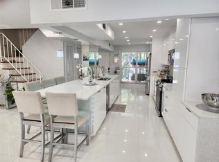 3301 Simms St #12B, Hollywood, FL 33021