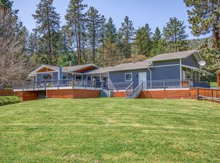 420 Mary Ann Dr, Jacksonville, OR
