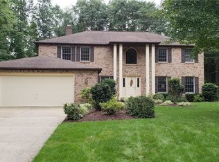 3000 Southwood Dr, Westlake, OH 44145