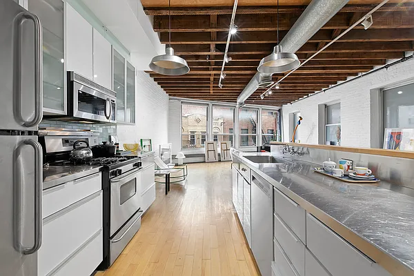 Rented by Compass | media 14