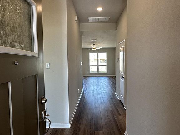 5th image of 1032 Shelby Dr