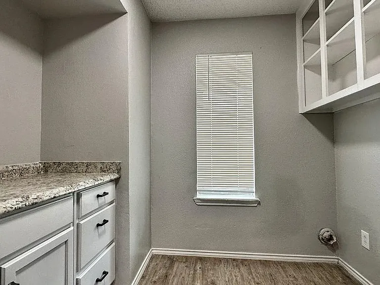 611 Ironton Ave — Photo 11