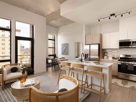 2nd image of 370 W 12th Ave #541