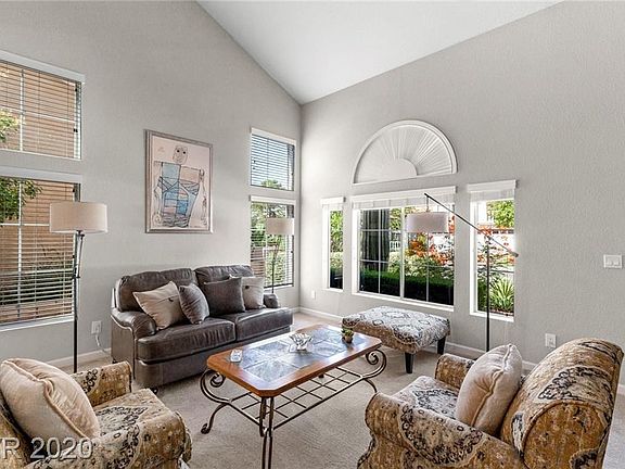 4th image of 3016 Ocean Port Dr