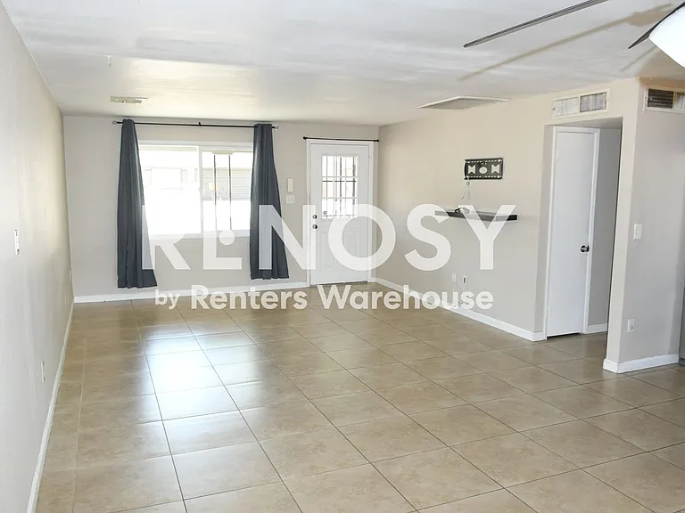 1550 W Pershing Ave — Photo 8