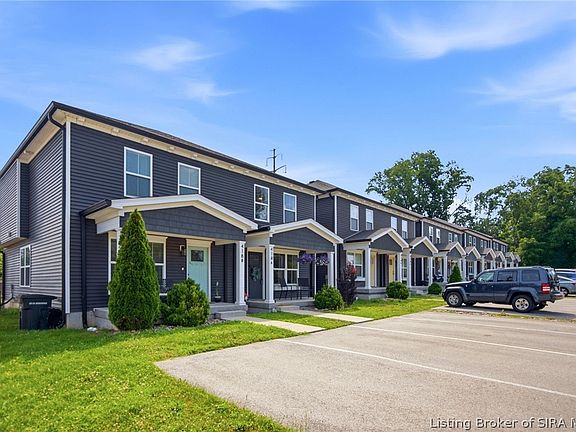 3rd image of 418 A Ewing Lane